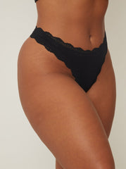 Blair Thong : Jet Black