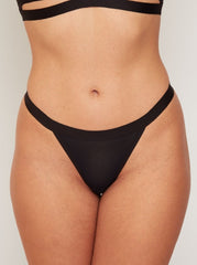 Sunnie Thong : Jet Black